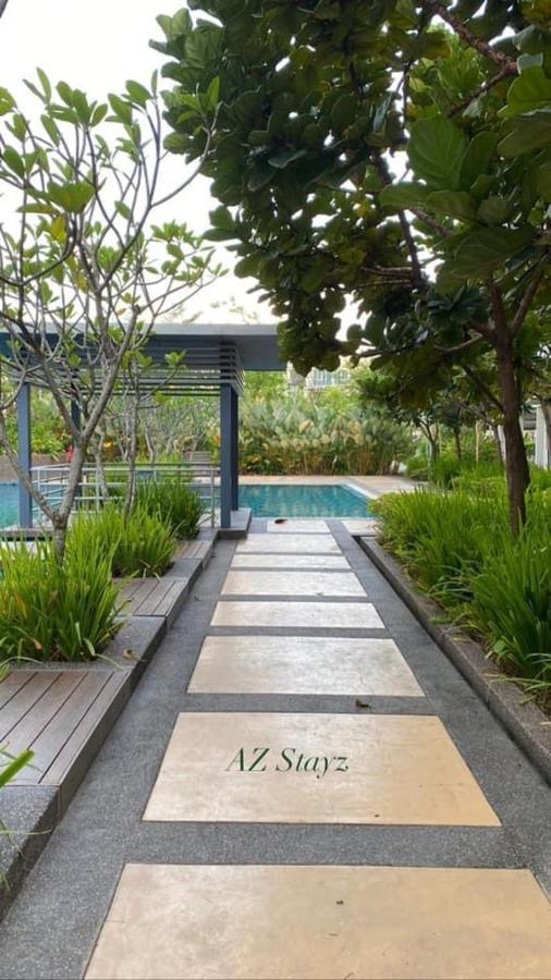 Az Stayz Homestay Kajang Exterior photo