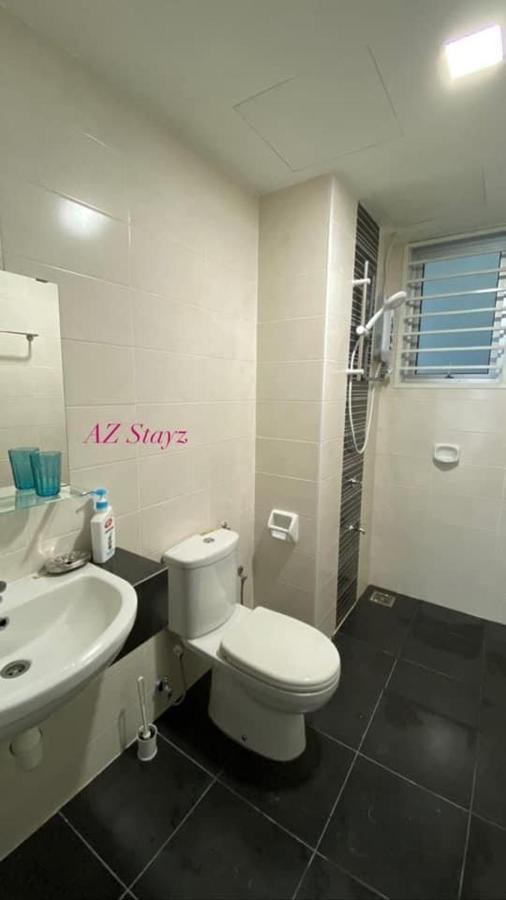 Az Stayz Homestay Kajang Exterior photo